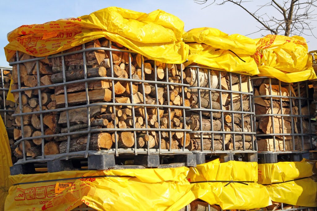 chargementpaletteboisdechauffageserviboisjpg_6784c47f6a8d18.21473012